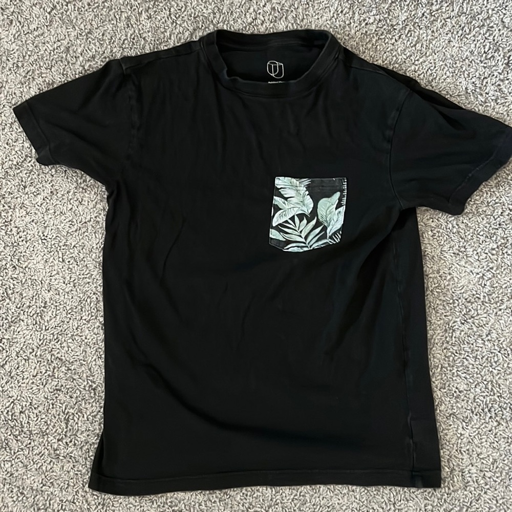 Original Use mens black pocket tee shirt